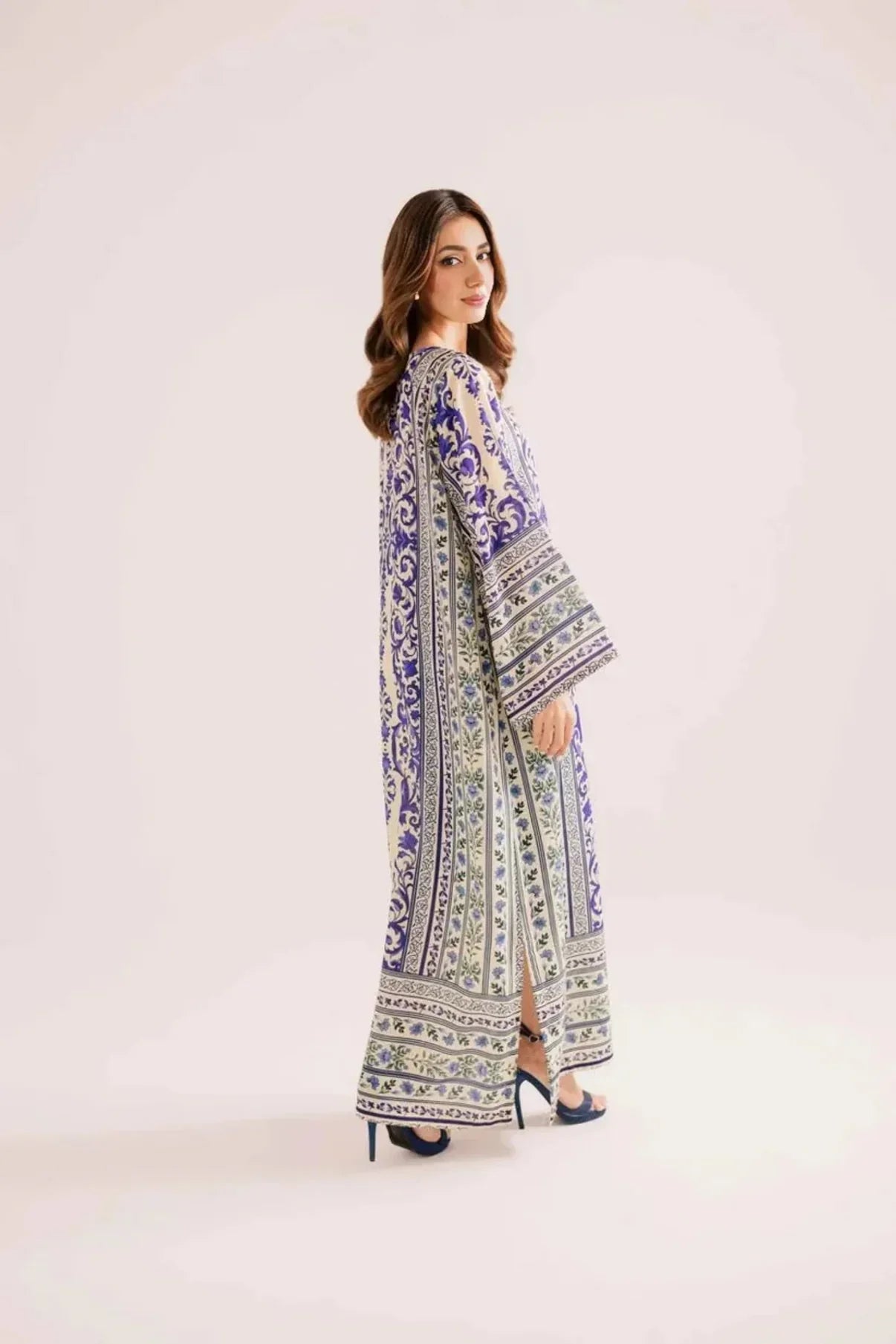 SARA UN-STITCHED KAFTAAN PRINTED 2-PC WITH PRINTED TROUSER
